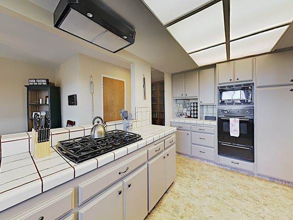 Santa Barbara County Home 1017366