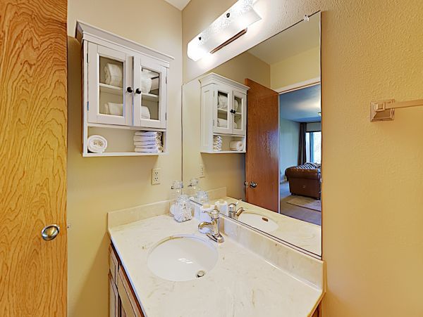 Santa Barbara County Home 1017366