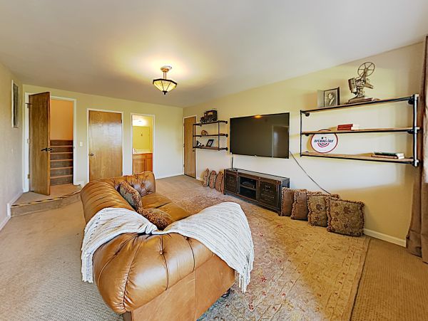 Santa Barbara County Home 1017366