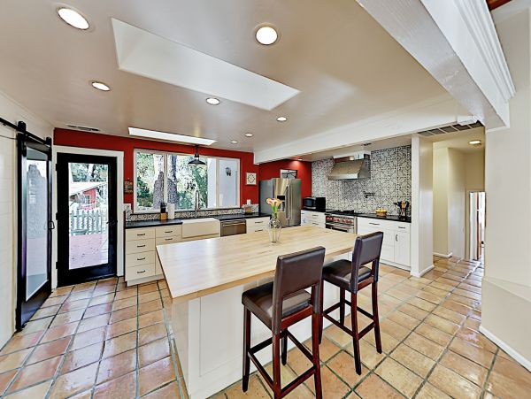 Santa Barbara County Home 1017368