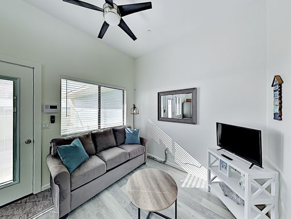 Santa Barbara County Home 1017370