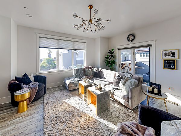 Santa Barbara County Home 1017371