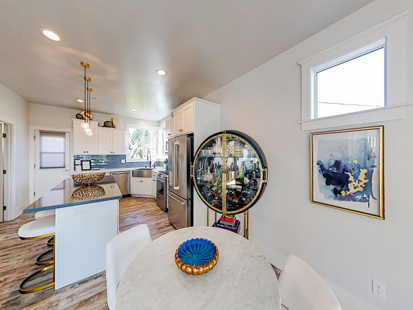 Santa Barbara County Home 1017371