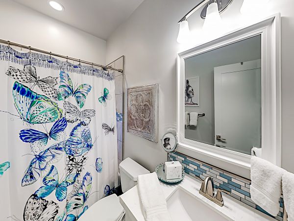 Santa Barbara County Home 1017371