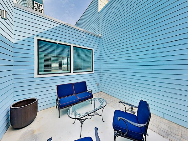 Santa Barbara County Home 1017372