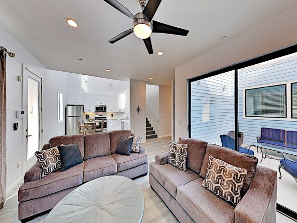 Santa Barbara County Home 1017372