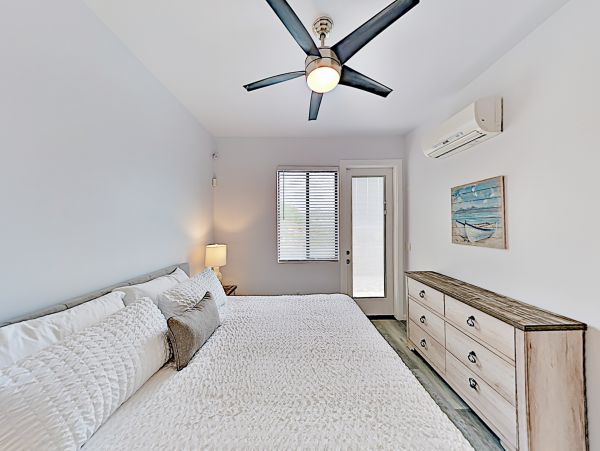 Santa Barbara County Home 1017372