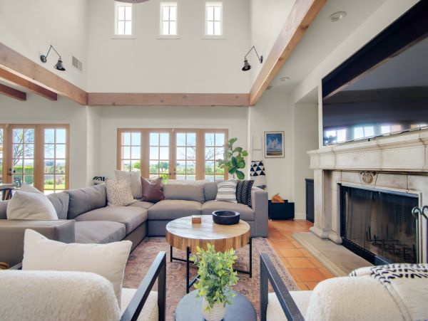 Santa Barbara County Home 1017373