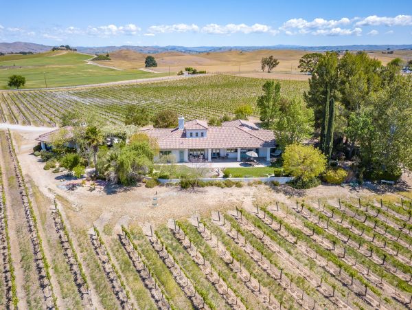 Santa Barbara County Home 1017373