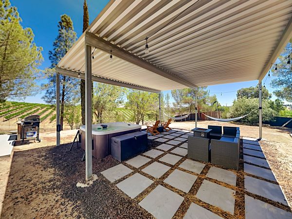 Santa Barbara County Home 1017375