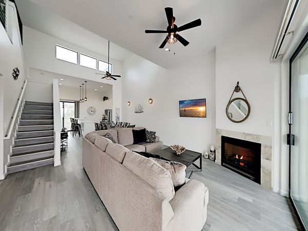 Santa Barbara County Home 1017376