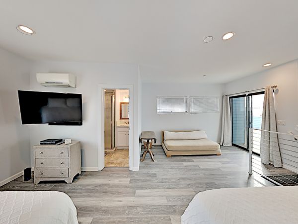Santa Barbara County Home 1017376