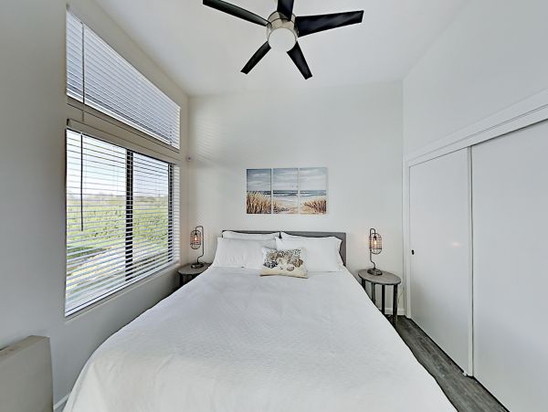Santa Barbara County Home 1017376