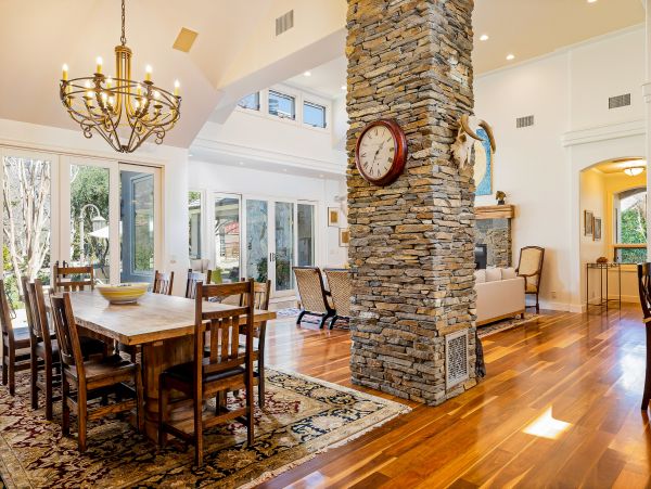 Santa Barbara County Home 1017378