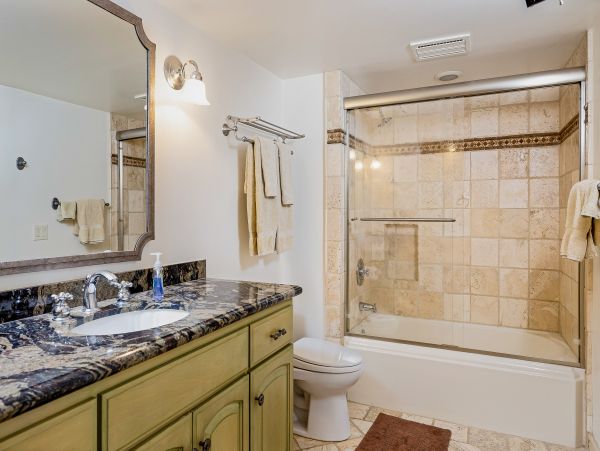 Santa Barbara County Home 1017378