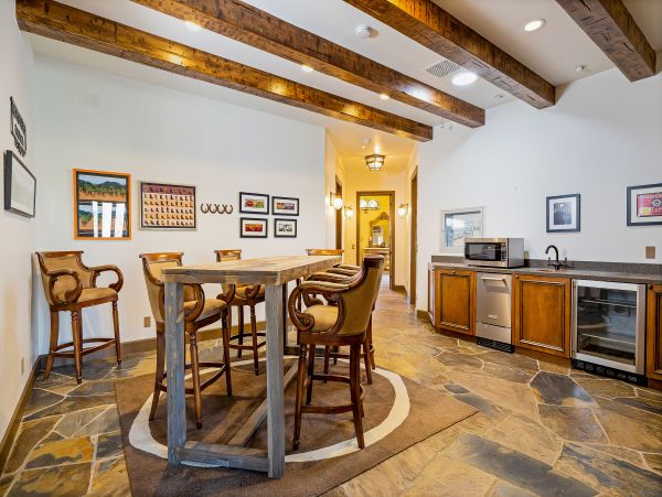 Santa Barbara County Home 1017378