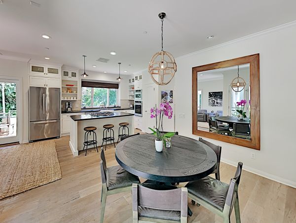 Santa Barbara County Home 1017379