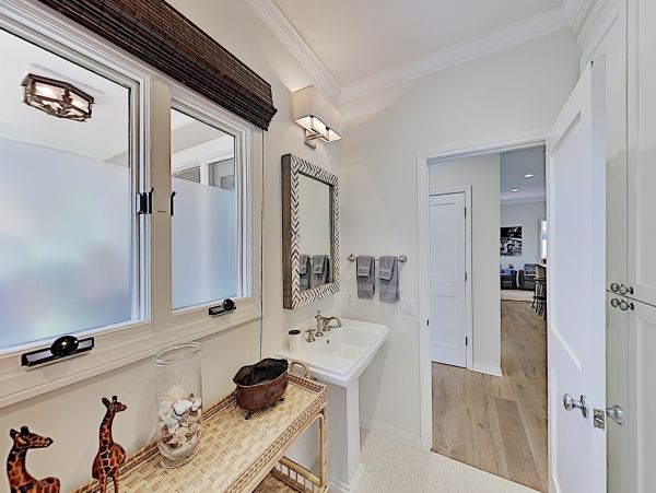 Santa Barbara County Home 1017379