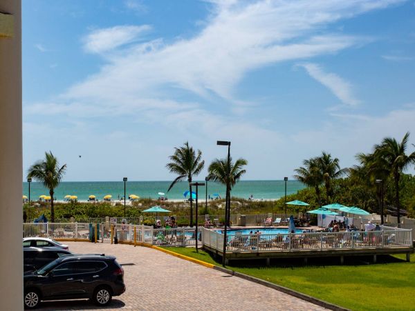 Treasure Island Condo 1017381