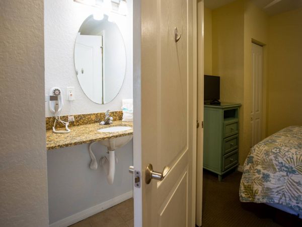 Treasure Island Condo 1017381