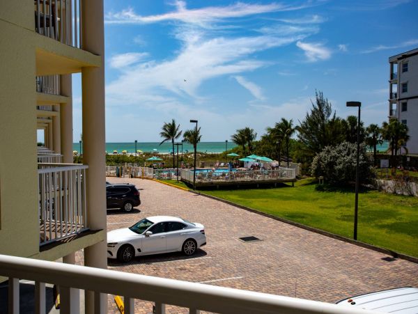 Treasure Island Condo 1017381