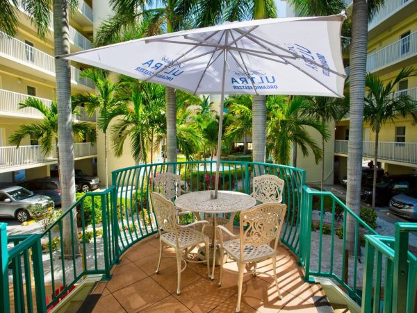 Treasure Island Condo 1017381