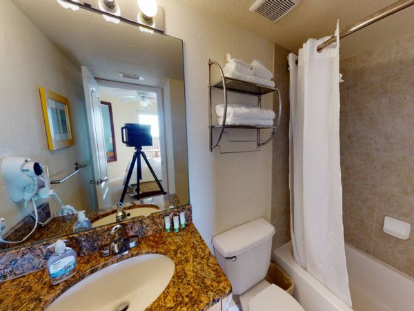 Treasure Island Condo 1017384