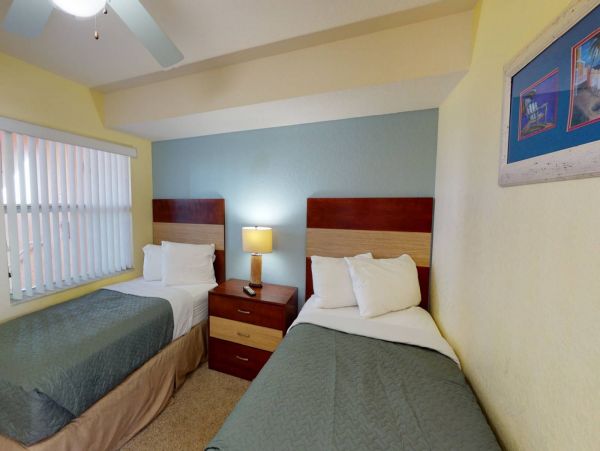 Treasure Island Condo 1017384