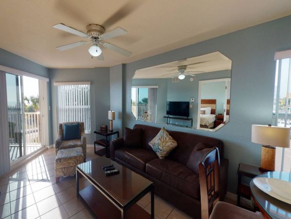 Treasure Island Condo 1017384