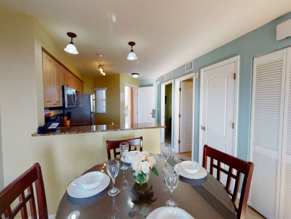 Treasure Island Condo 1017384