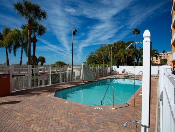 Treasure Island Condo 1017384