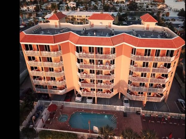 Treasure Island Condo 1017384