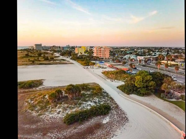 Treasure Island Condo 1017384