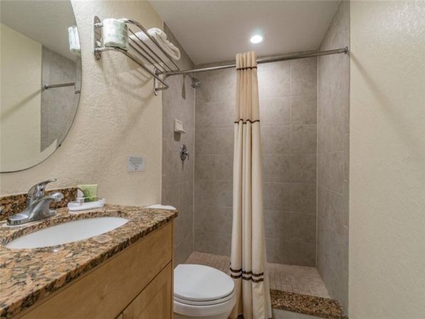 Treasure Island Condo 1017385