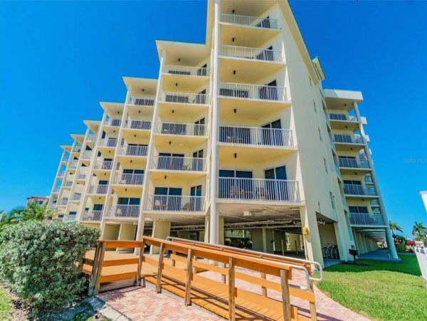 Treasure Island Condo 1017385