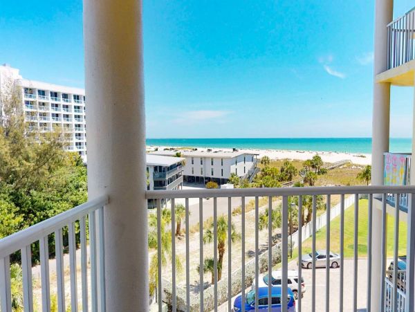 Treasure Island Condo 1017386