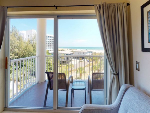 Treasure Island Condo 1017386