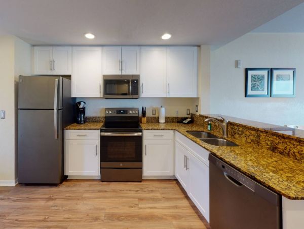Treasure Island Condo 1017386