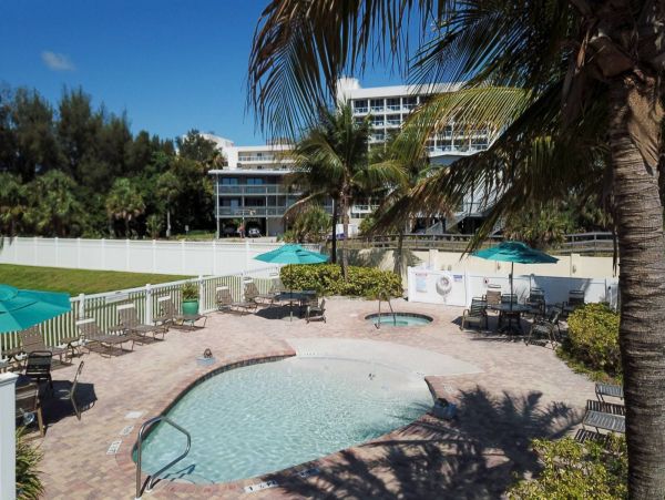 Treasure Island Condo 1017386
