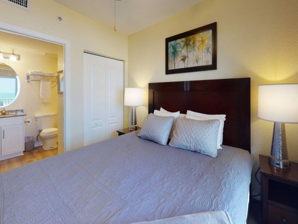 Treasure Island Condo 1017387