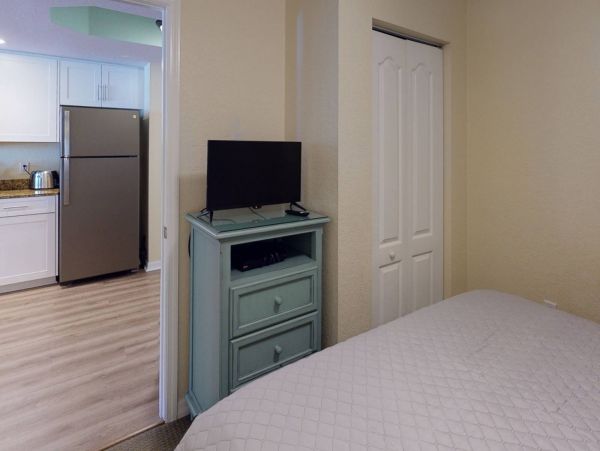 Treasure Island Condo 1017387