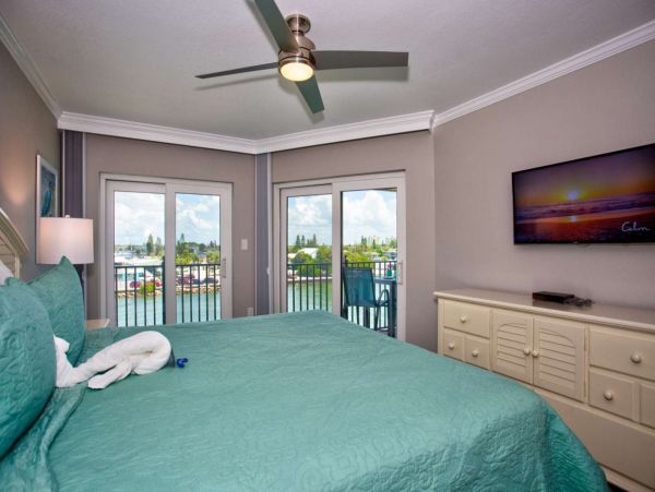 Treasure Island Condo 1017390