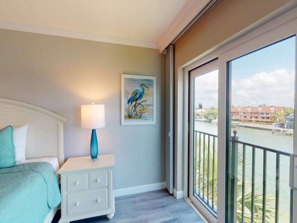 Treasure Island Condo 1017390