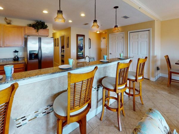 Treasure Island Condo 1017395