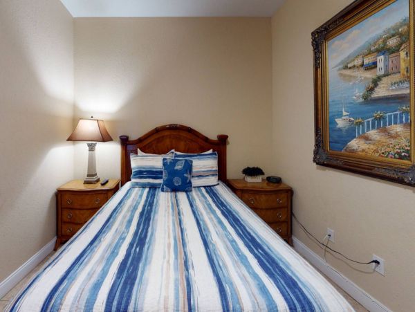 Treasure Island Condo 1017395
