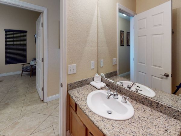 Treasure Island Condo 1017395