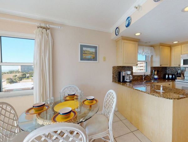 Treasure Island Condo 1017397