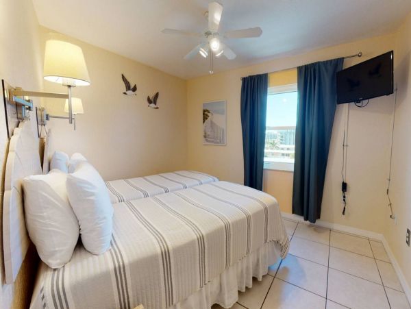 Treasure Island Condo 1017397