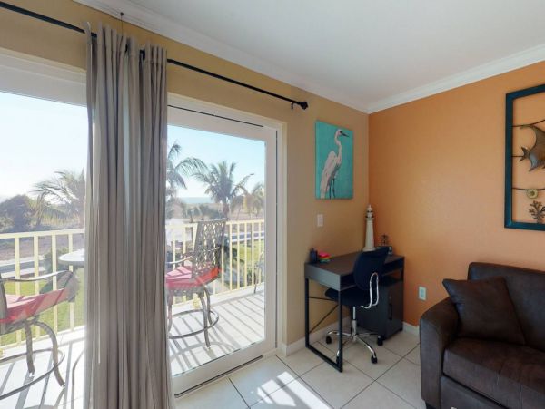 Treasure Island Condo 1017398