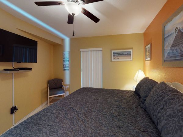 Treasure Island Condo 1017398